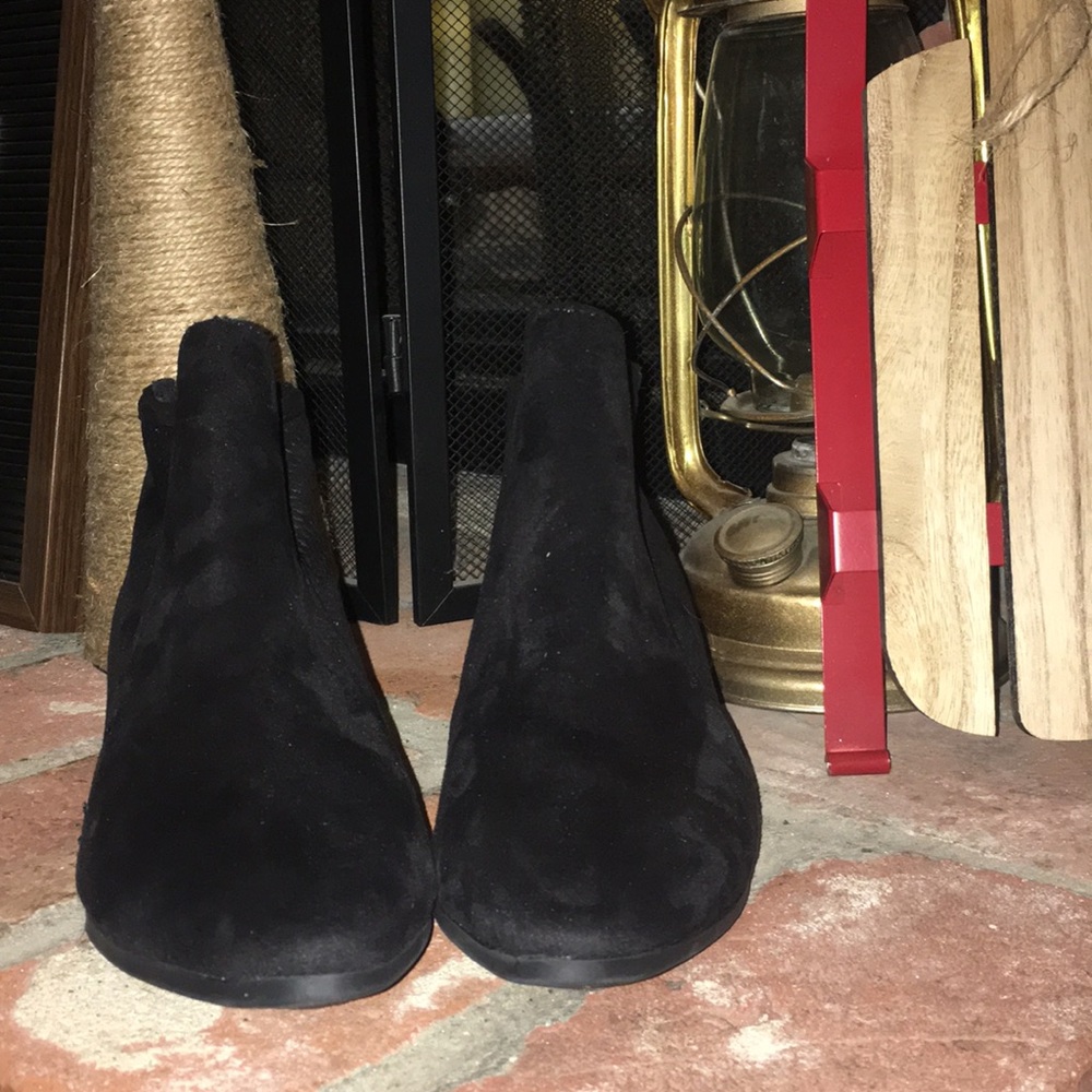 Black Booties